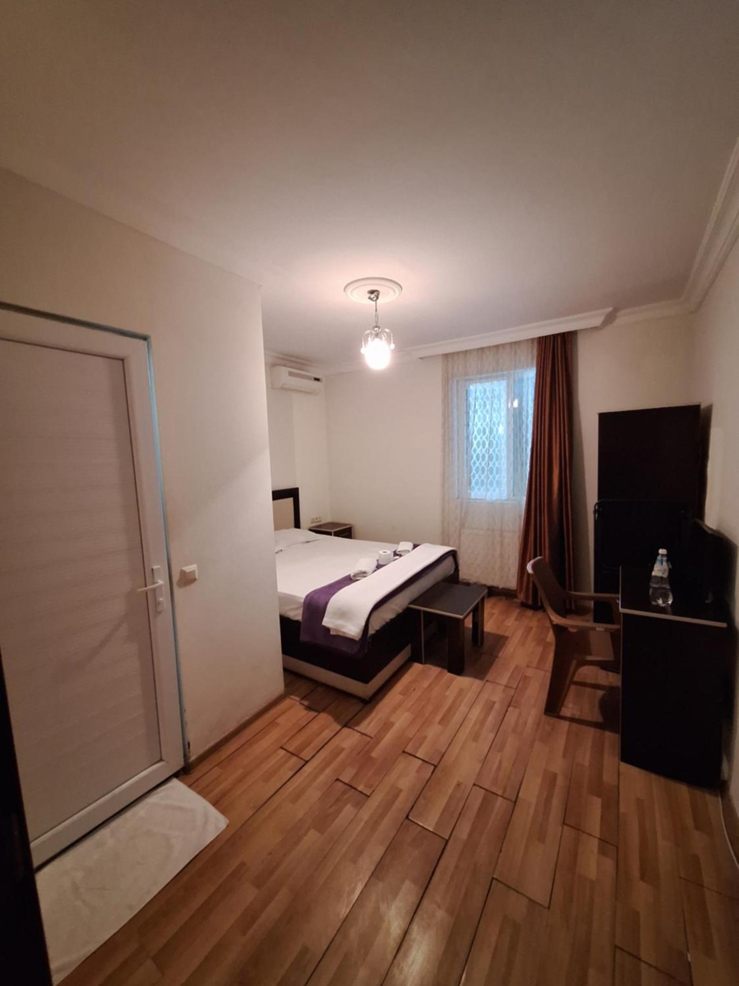 Gold Hotel Batum Batumi Exterior foto